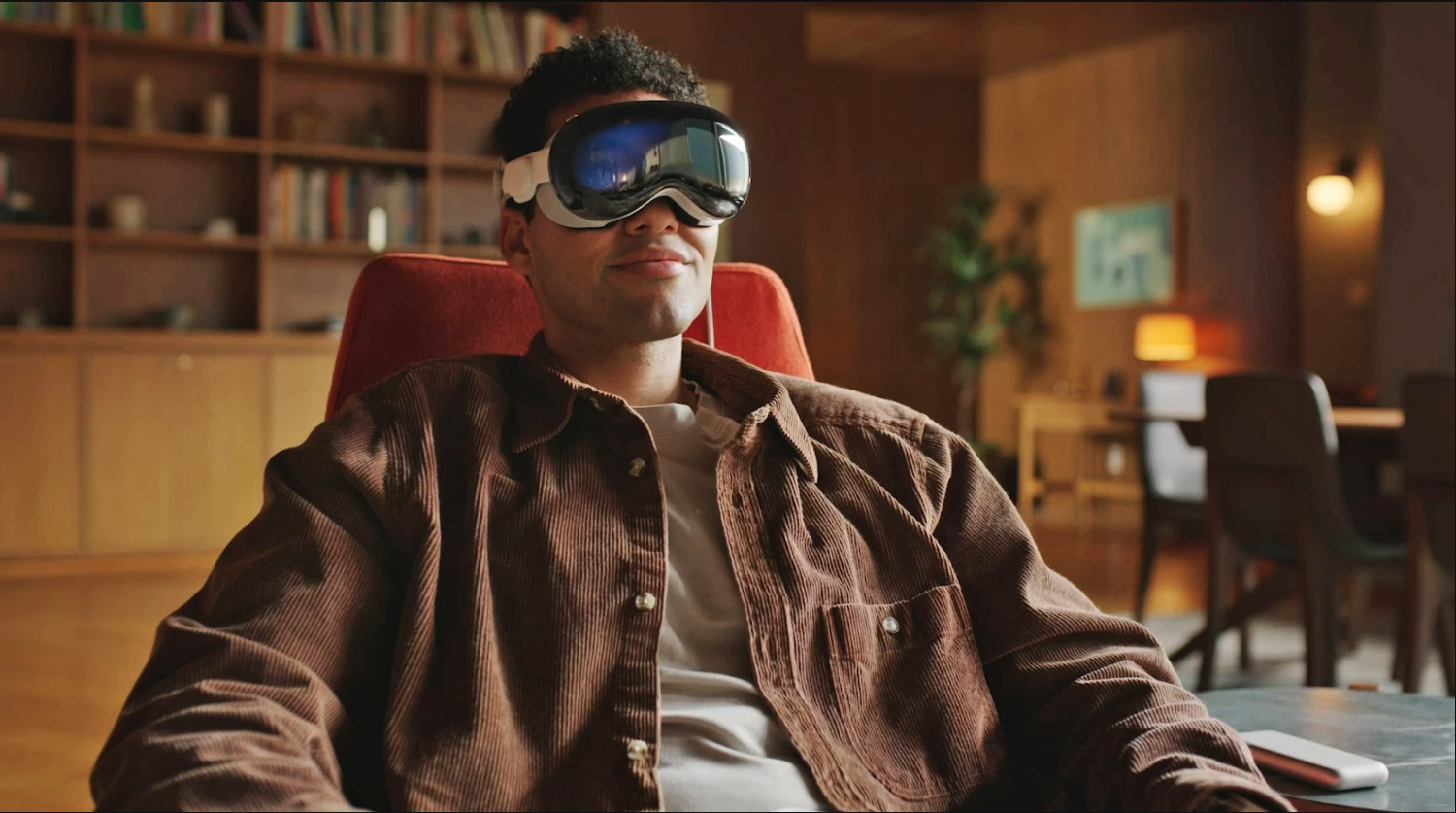 XR VR AR MR A man wearing Apple Vision Pro MR headset